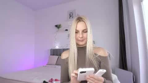 Snapshot of anny_johnson_ chatting on 03-01-26, 11:01 Anny online show from 03-01-26, 11:01