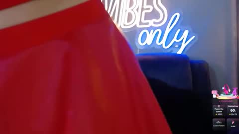 anny_loves online show from 02-10-26, 06:12