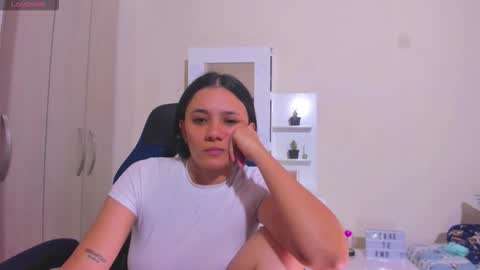 Snapshot of anny_vittar chatting on 09-11-25, 05:07 Valeria online show from 09-11-25, 05:07