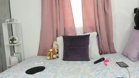 Anny online show from 04-05-26, 06:38