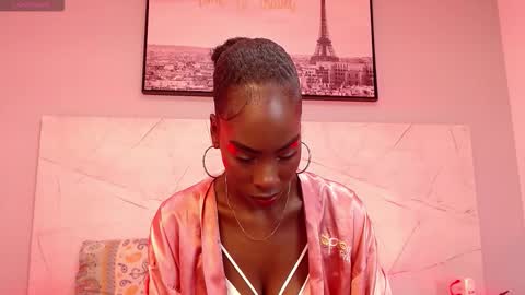 Snapshot of annyfiore chatting on 12-05-25, 02:20 Anny online show from 12-05-25, 02:20