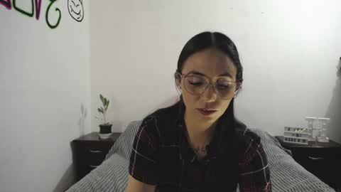 Anny online show from 12-24-24, 12:00