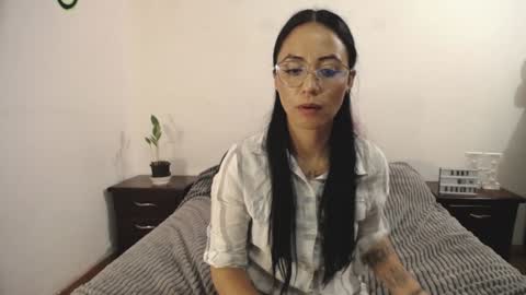 Anny online show from 01-26-25, 02:35