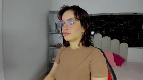 Anny online show from 02-02-26, 08:07