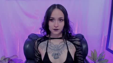 AnnyT online show from 04-18-26, 10:08