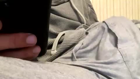 Snapshot of anonyomosguy chatting on 07-18-26, 01:48 anonyomosguy online show from 07-18-26, 01:48