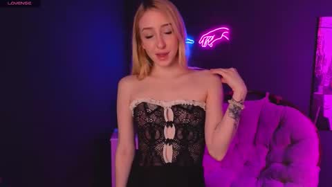 Anora Babe online show from 03-28-26, 02:49