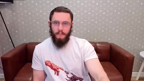 Snapshot of ant_power chatting on 11-23-25, 09:31 Ant online show from 11-23-25, 09:31