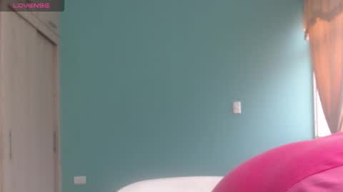 Anthonela Queen online show from 12-15-25, 12:31