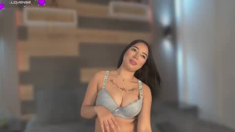 Anthonella Sweet online show from 11-11-25, 11:32