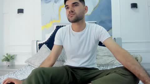 Snapshot of anthony_gray chatting on 02-24-26, 03:21 online show from 02-24-26, 03:21