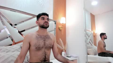 Snapshot of anthony_gray chatting on 03-03-26, 03:23 online show from 03-03-26, 03:23