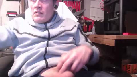 Snapshot of anthony_james6969 chatting on 10-13-25, 01:55 HornyAF in Sydney online show from 10-13-25, 01:55