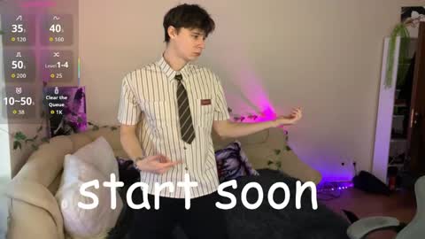 Snapshot of anthonycutie chatting on 05-10-26, 03:39 Anthony online show from 05-10-26, 03:39