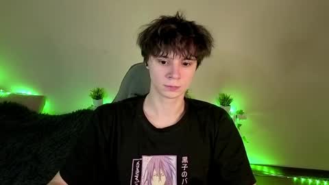 Snapshot of anthonycutie chatting on 05-13-26, 02:14 Anthony online show from 05-13-26, 02:14