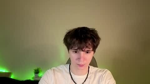 Snapshot of anthonycutie chatting on 05-14-26, 06:58 Anthony online show from 05-14-26, 06:58
