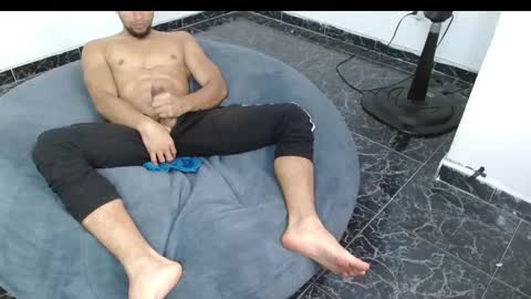 Snapshot of anthonyrico69 chatting on 12-10-24, 02:06 Anthony rico69 online show from 12-10-24, 02:06