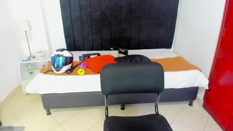 Snapshot of anthoy_wayans chatting on 01-30-25, 12:50 online show from 01-30-25, 12:50