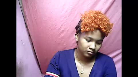 Snapshot of antine9794 chatting on 06-11-26, 08:45 antine9794 online show from 06-11-26, 08:45