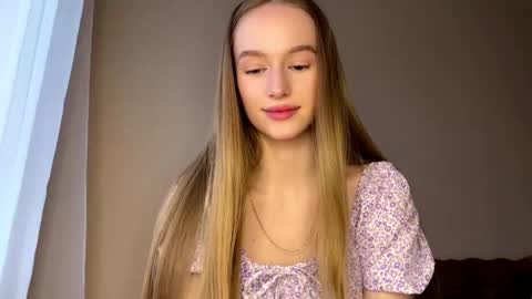 Snapshot of antionettepulgarin chatting on 02-23-26, 02:58 Viktoria online show from 02-23-26, 02:58