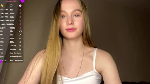 Viktoria online show from 03-31-26, 05:02