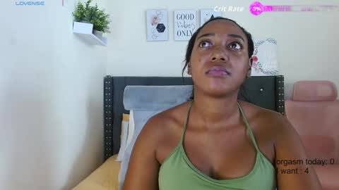 Antonella  online show from 09-29-25, 05:51