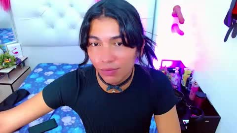 antonela_xx3 online show from 02-08-25, 09:57