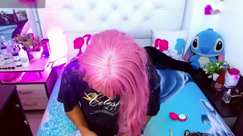 antonela_xx3 online show from 03-01-25, 11:58