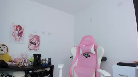 Antonella online show from 10-23-25, 10:08