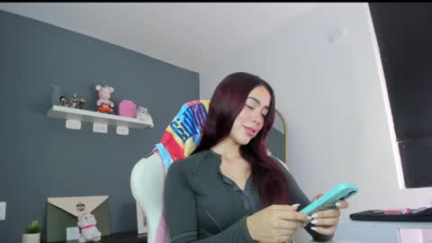 Antonella online show from 06-24-26, 10:53