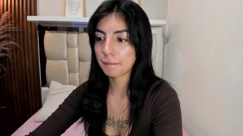 Antonella online show from 01-08-25, 02:25