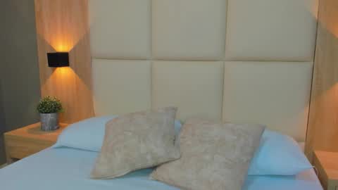 A N T O N E L L A  online show from 11-29-25, 12:19