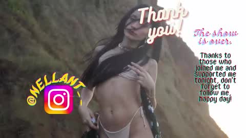 Snapshot of antonella_maitt chatting on 02-02-26, 01:04 Nell. online show from 02-02-26, 01:04