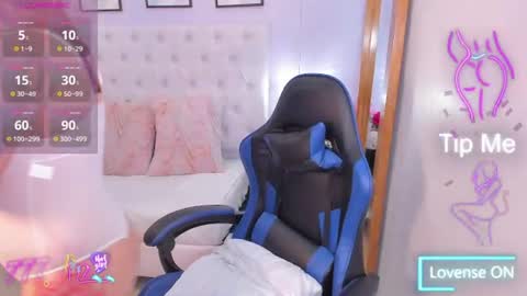 Snapshot of antonella_moon7 chatting on 08-04-26, 05:48 Antonella Moon 7 online show from 08-04-26, 05:48