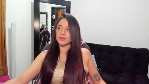 Snapshot of antonella_naughty1 chatting on 02-11-25, 06:22 antonella online show from 02-11-25, 06:22