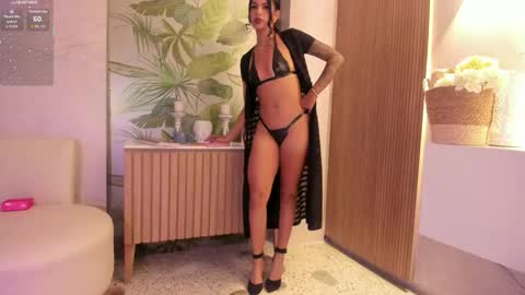 Antonella Rossi online show from 11-15-25, 08:16