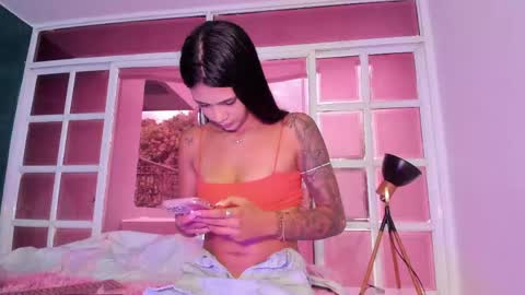 Snapshot of antonella_rossi24 chatting on 05-03-26, 08:15 Antonella Rossi online show from 05-03-26, 08:15