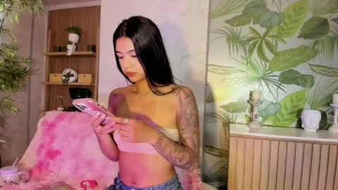 Snapshot of antonella_rossi24 chatting on 05-24-26, 02:11 Antonella Rossi online show from 05-24-26, 02:11
