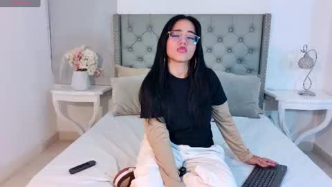 Antonella online show from 07-03-26, 02:07