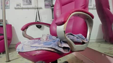 Snapshot of antonellakling_ chatting on 01-19-26, 12:09 ANTONELLA online show from 01-19-26, 12:09
