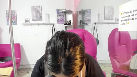 Snapshot of antonellakling_ chatting on 02-02-26, 11:31 ANTONELLA online show from 02-02-26, 11:31