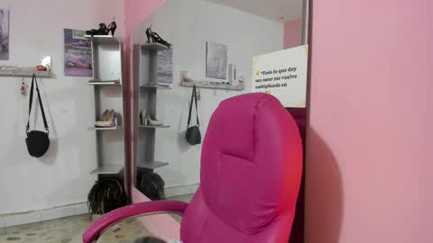Snapshot of antonellakling_ chatting on 02-28-26, 11:55 ANTONELLA online show from 02-28-26, 11:55