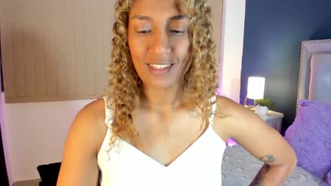 Snapshot of antonellaparker chatting on 12-28-24, 05:46 Sarah online show from 12-28-24, 05:46