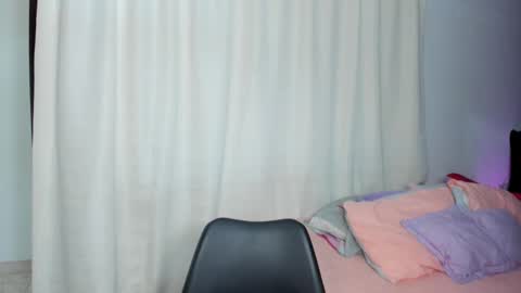 Snapshot of antonellaparker chatting on 02-15-26, 02:25 Sarah online show from 02-15-26, 02:25