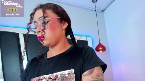 A N T O N E L L E  online show from 03-08-25, 11:16