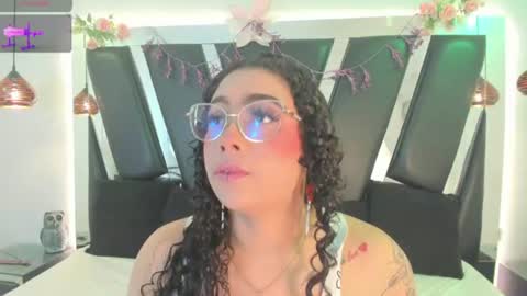 Snapshot of antonellepiercee chatting on 07-15-26, 11:26 A N T O N E L L E online show from 07-15-26, 11:26