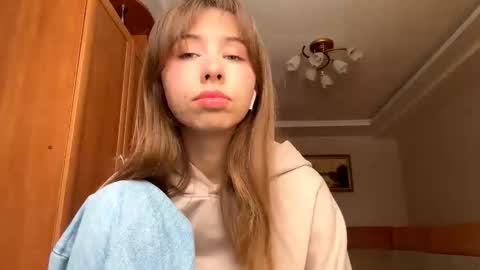 Snapshot of antonettabunyan chatting on 02-27-26, 10:04 Serena online show from 02-27-26, 10:04