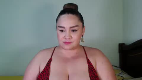 Snapshot of antoniamoreno82 chatting on 10-27-25, 07:07 antonia online show from 10-27-25, 07:07