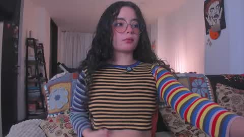 Snapshot of antoniart_ chatting on 02-11-26, 03:00 Antonia online show from 02-11-26, 03:00