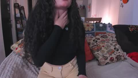 Snapshot of antoniart_ chatting on 02-18-26, 03:46 Antonia online show from 02-18-26, 03:46